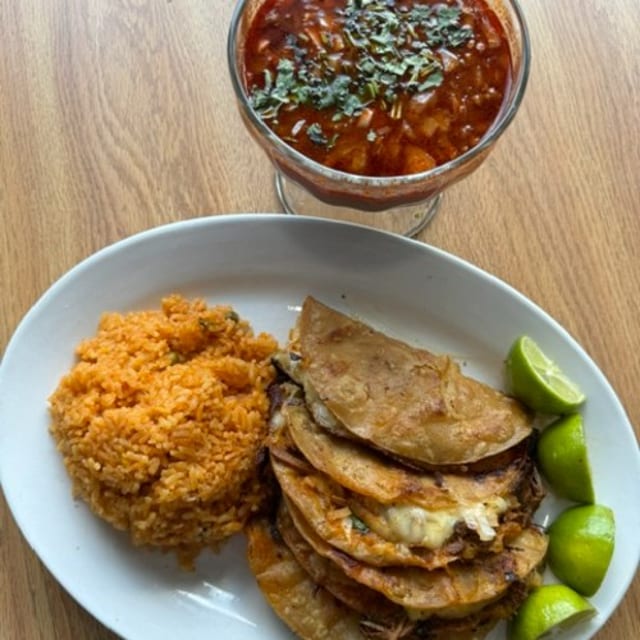 Quesa Birria.